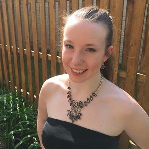 Gray & Gold Stmnt Necklace w/ Matching Earring